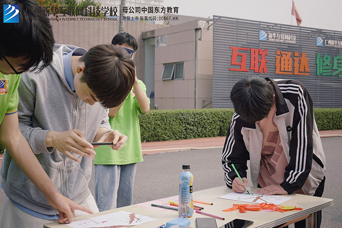 DSC09971_polarr.jpg